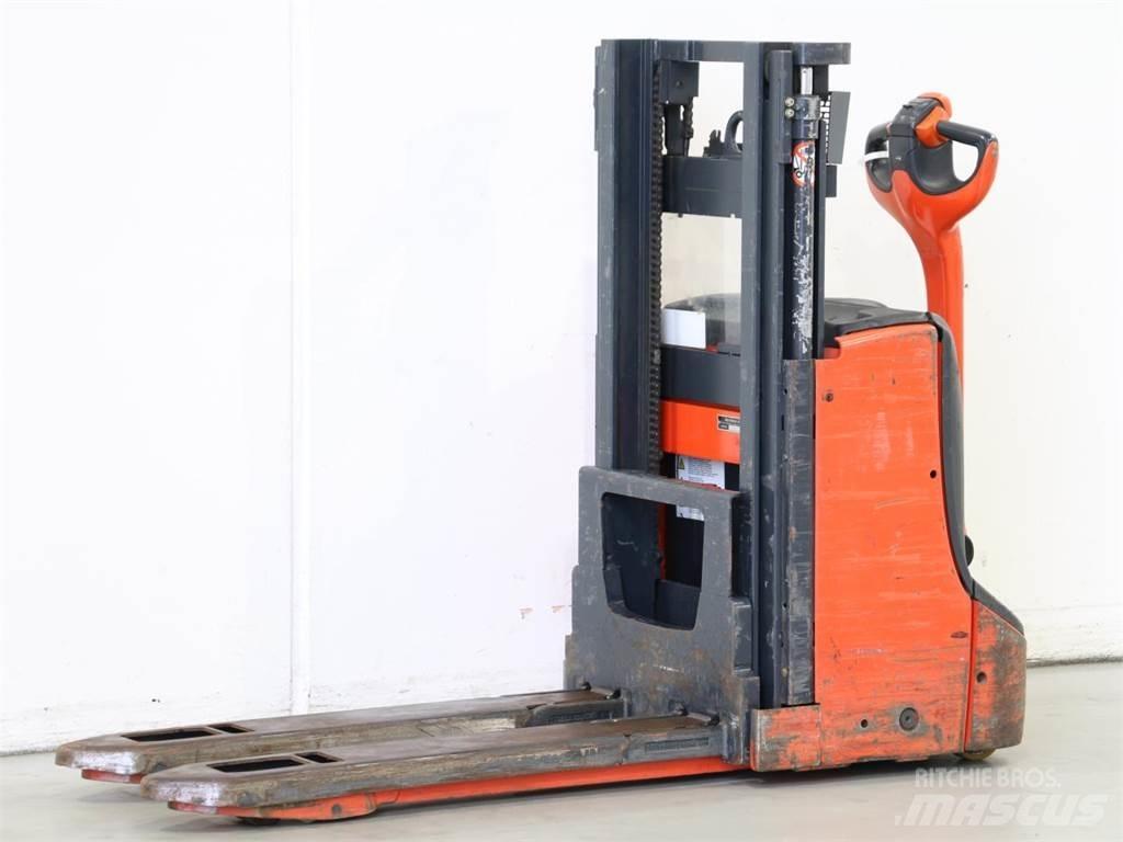 Linde D06/1160 Rankiniai vėžimėliai
