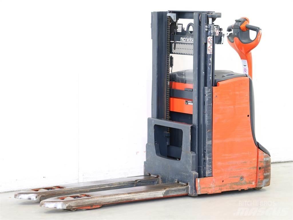 Linde D08/1160-00 Rankiniai vėžimėliai