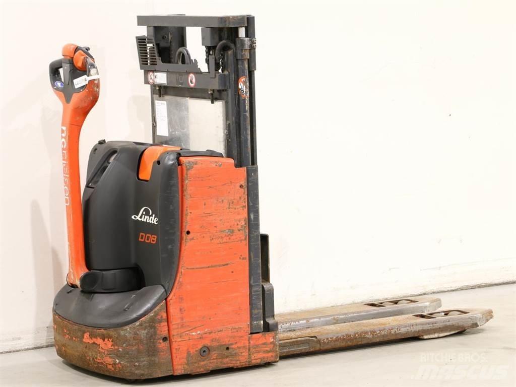 Linde D08/1160-00 Rankiniai vėžimėliai