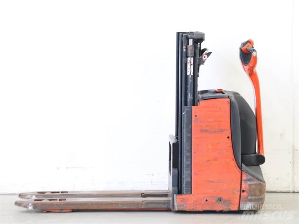 Linde D08/1160-00 Rankiniai vėžimėliai