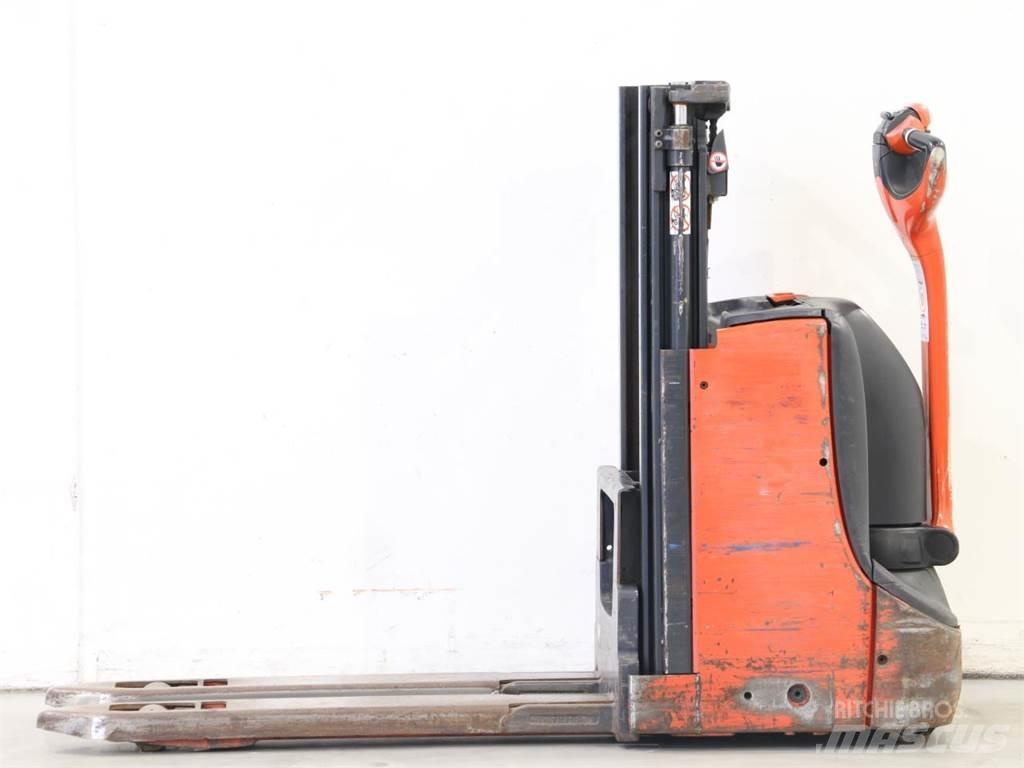 Linde D08/1160-00 Rankiniai vėžimėliai