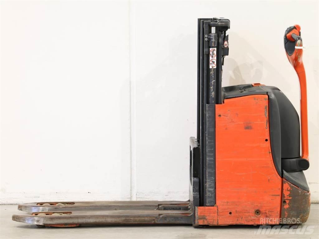Linde D08/1160-00 Rankiniai vėžimėliai