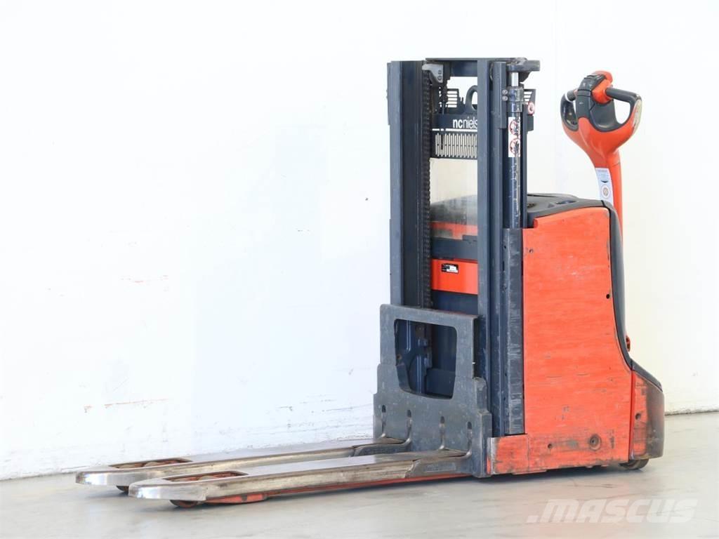 Linde D08/1160-00 Rankiniai vėžimėliai