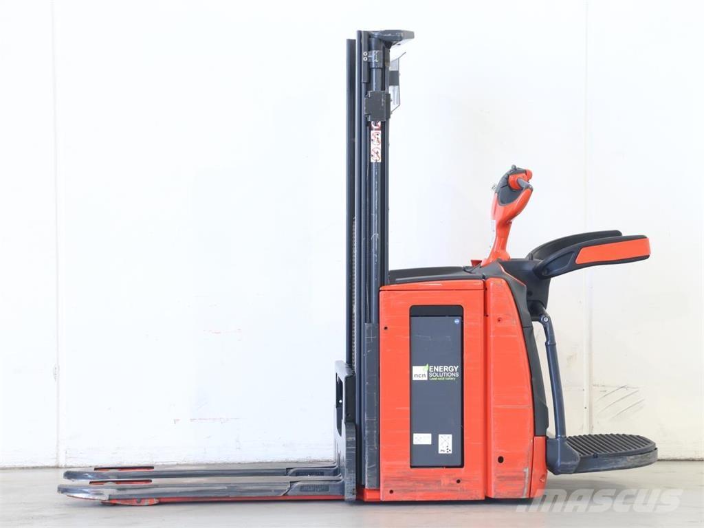 Linde D12AP/1173-01 Rankiniai vėžimėliai