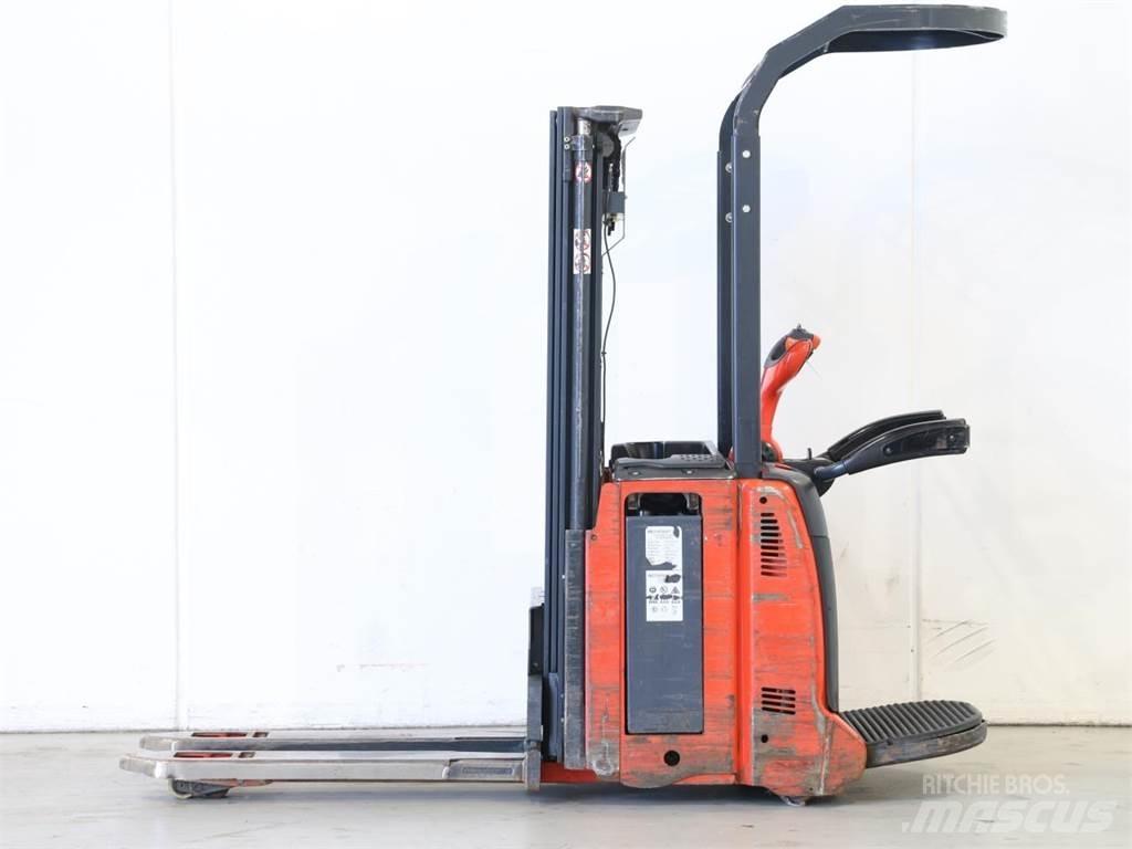 Linde D12AP/133-00 Rankiniai vėžimėliai