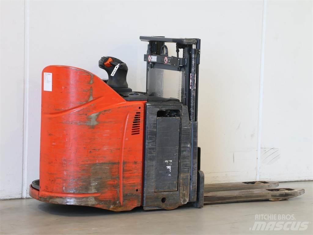 Linde D12HPSP/133 Rankiniai vėžimėliai