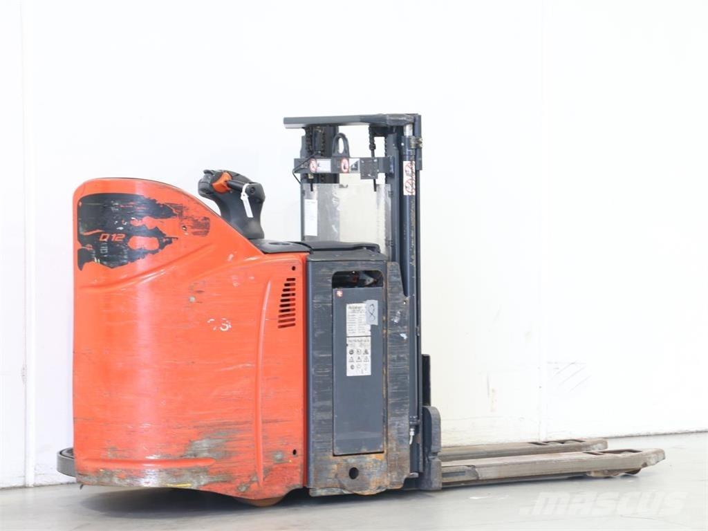 Linde D12SP/133 Rankiniai vėžimėliai
