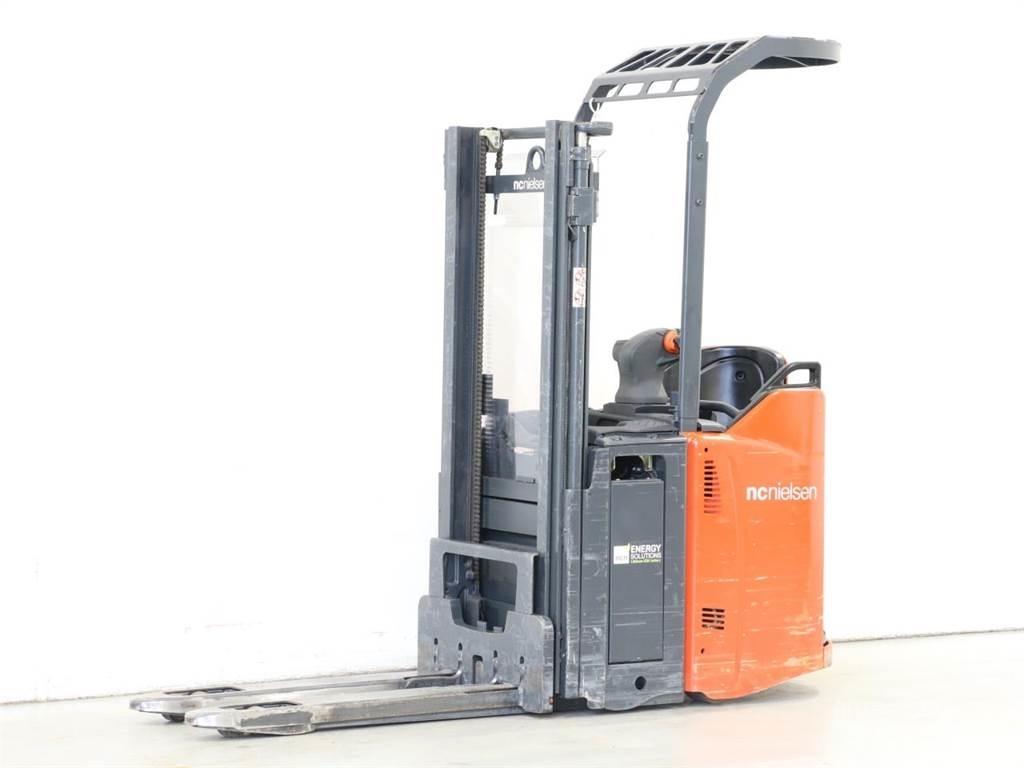 Linde D12SP/133 Rankiniai vėžimėliai