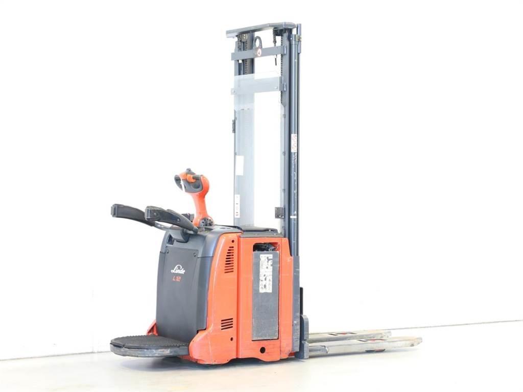 Linde L12AP/133-00 Rankiniai vėžimėliai