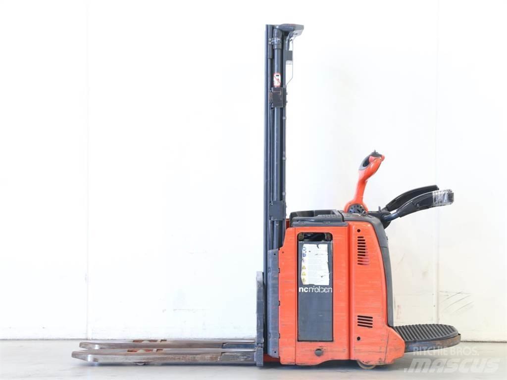 Linde L14AP/133 Rankiniai vėžimėliai