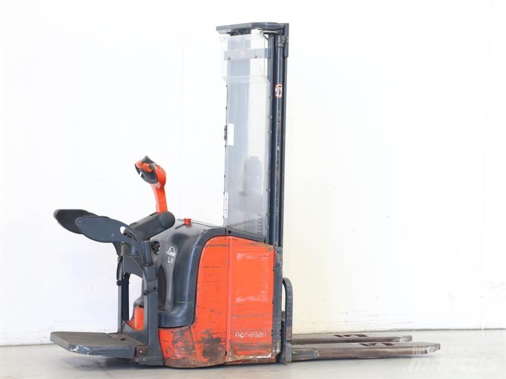 Linde L14API/372 Rankiniai vėžimėliai
