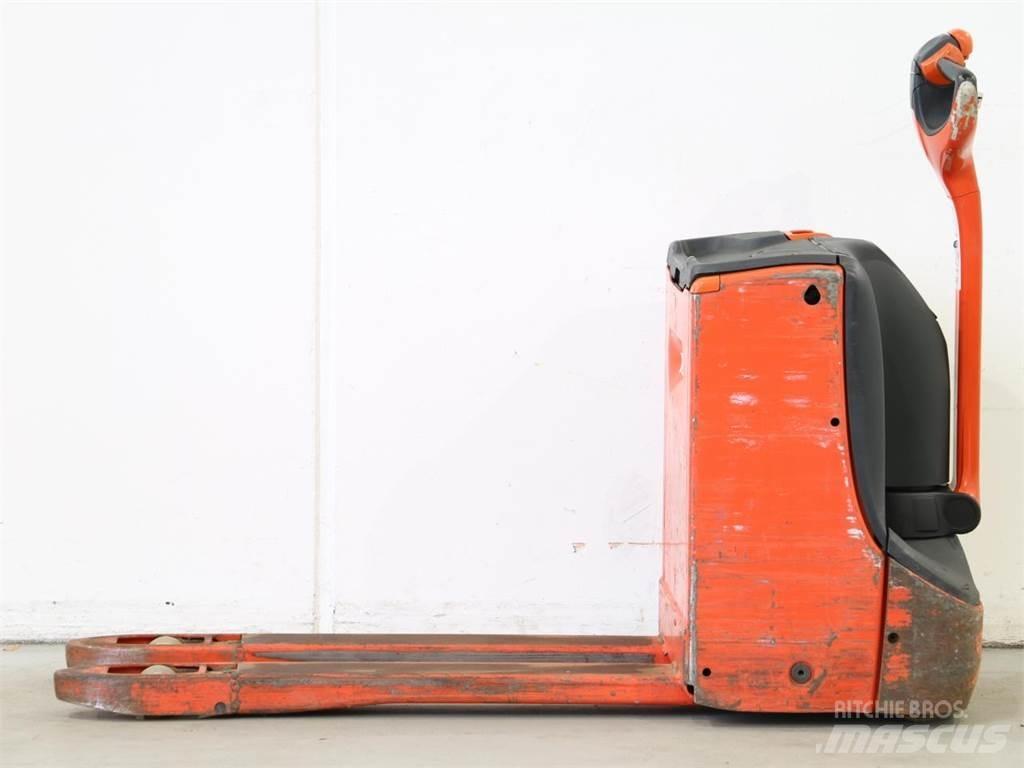Linde T16/1152 Rankiniai vėžimėliai