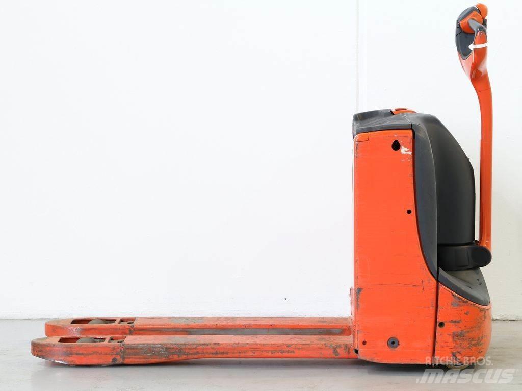 Linde T16/1152 Rankiniai vėžimėliai