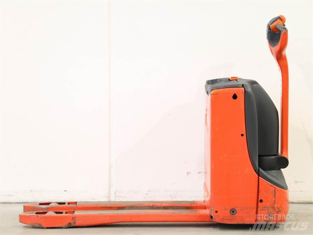 Linde T16/1152-00 Rankiniai vėžimėliai