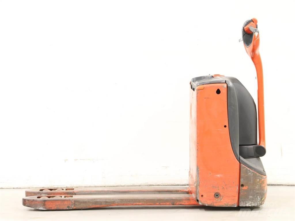 Linde T16/1152-00 Rankiniai vėžimėliai