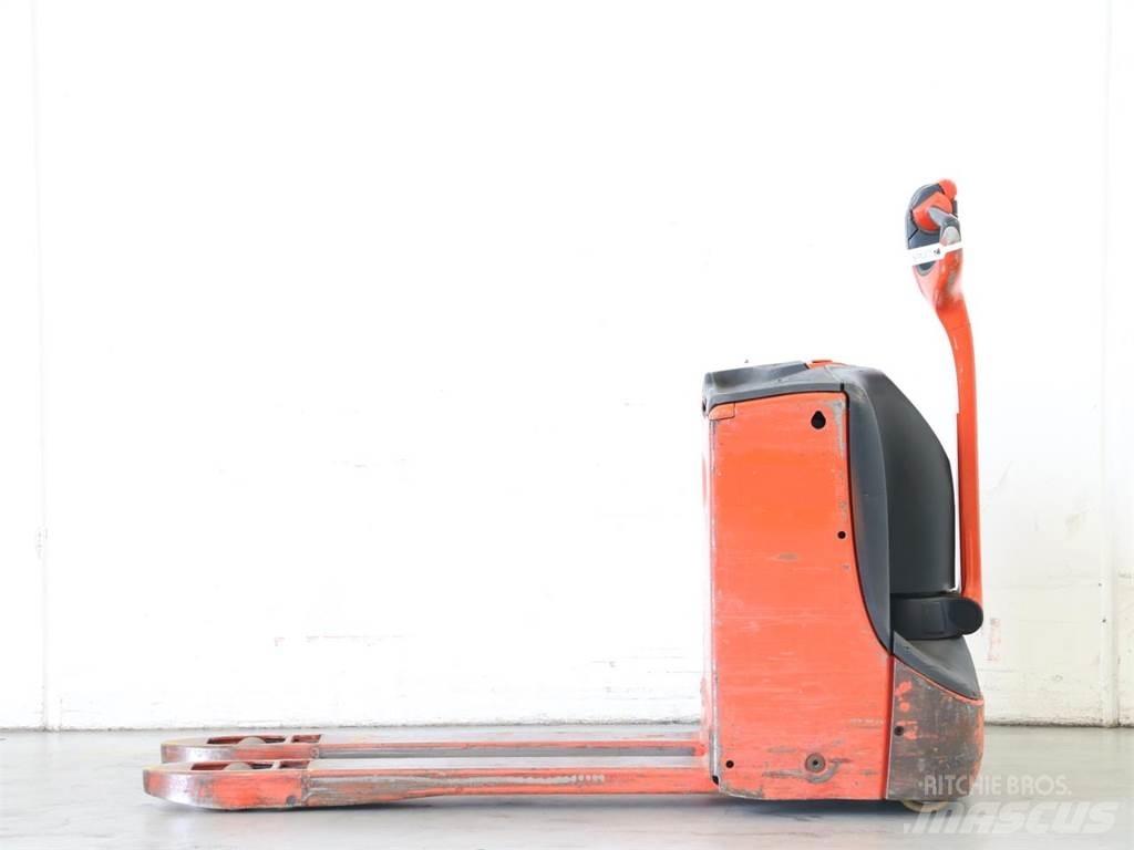 Linde T16/1152-00 Rankiniai vėžimėliai