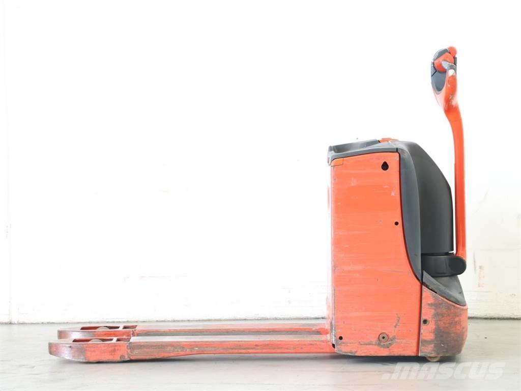 Linde T16/1152-00 Rankiniai vėžimėliai