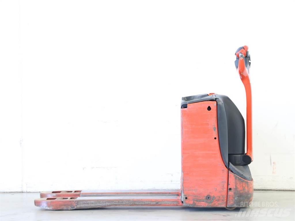 Linde T16/1152-00 Rankiniai vėžimėliai