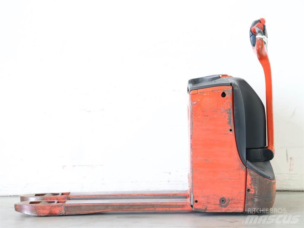 Linde T16/1152-00 Rankiniai vėžimėliai