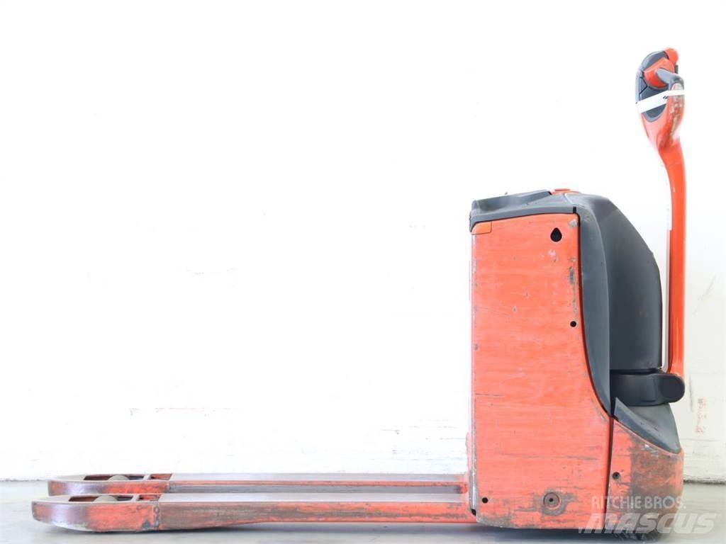Linde T16/1152-00 Rankiniai vėžimėliai