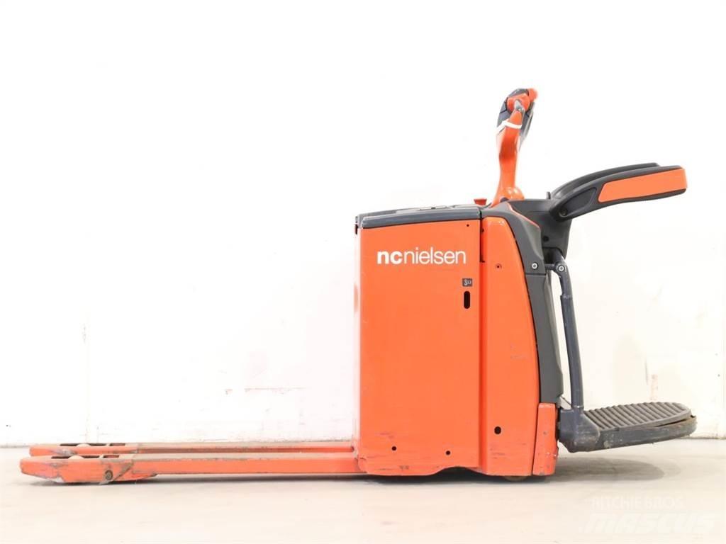 Linde T20AP/1153-02 Rankiniai vėžimėliai