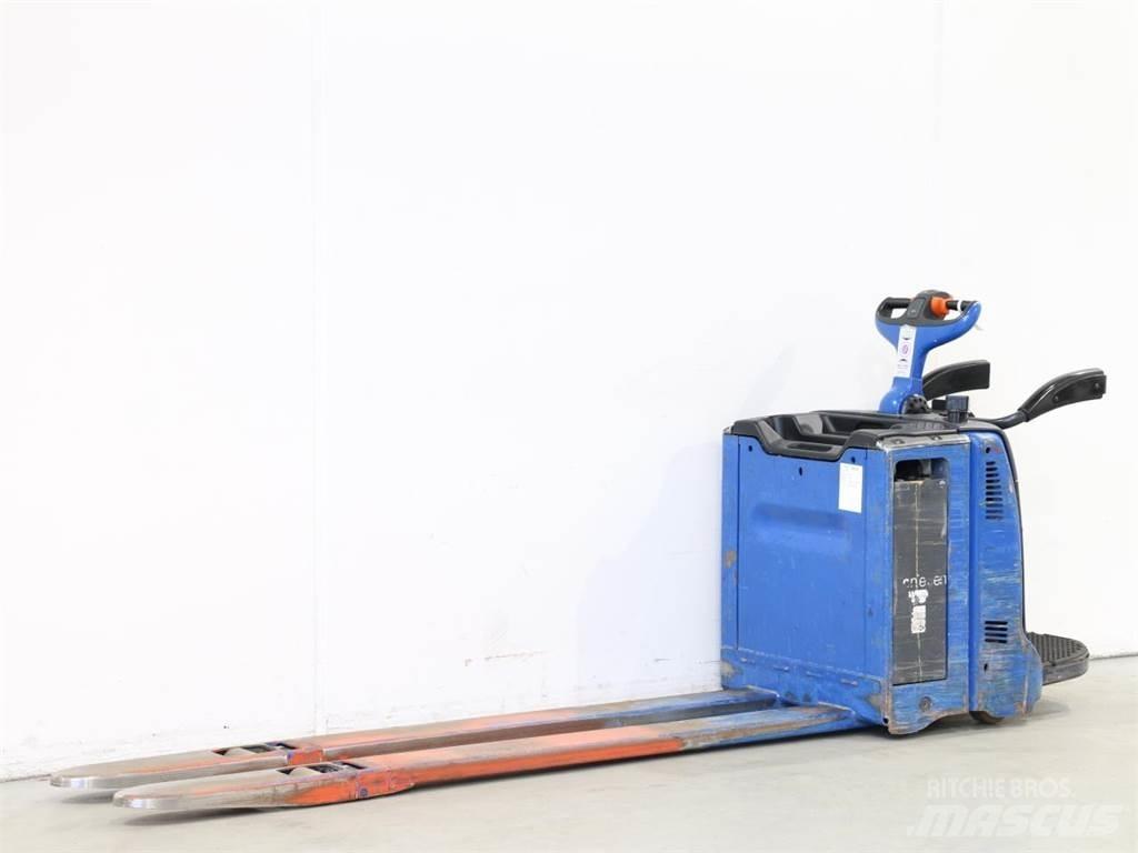 Linde T20AP/131 Rankiniai vėžimėliai
