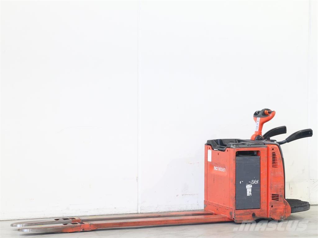 Linde T20AP/131 Rankiniai vėžimėliai