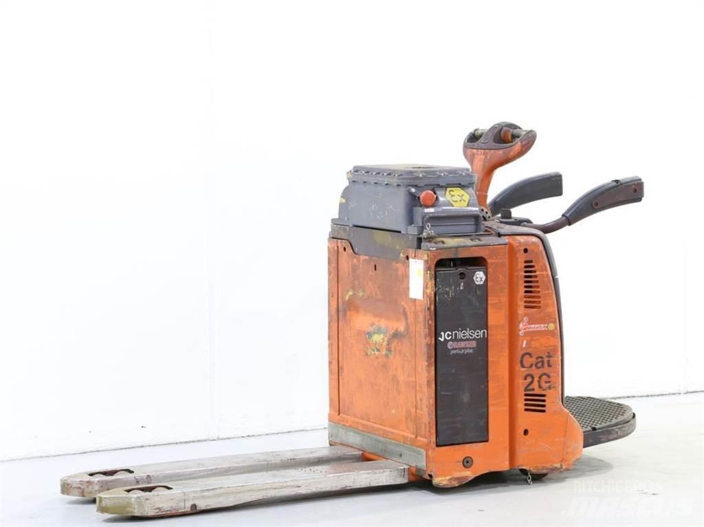 Linde T20AP/131 Rankiniai vėžimėliai