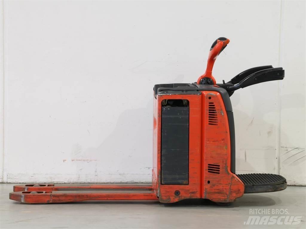 Linde T20AP/131 Rankiniai vėžimėliai
