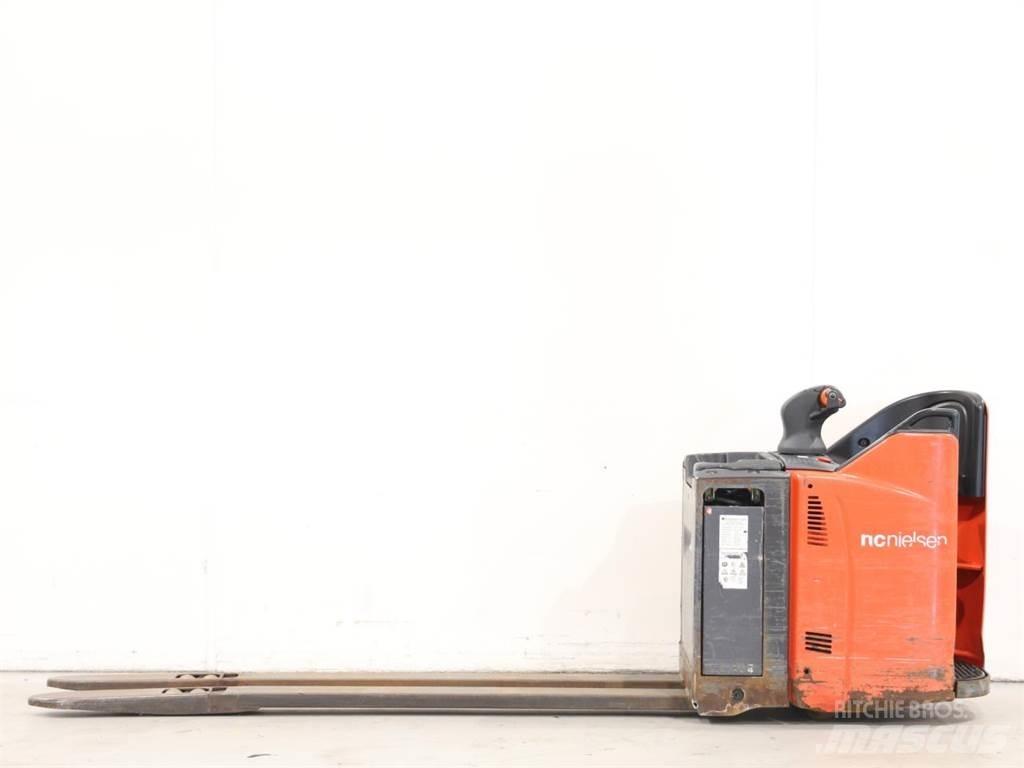Linde T20SP/131 Rankiniai vėžimėliai