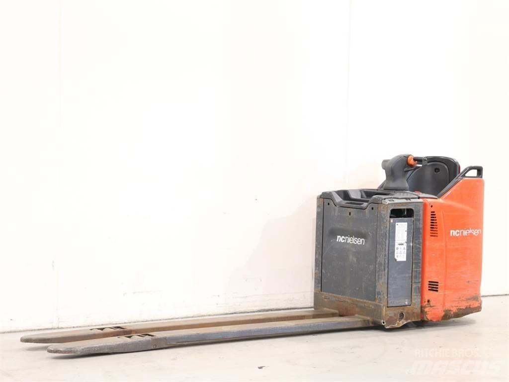 Linde T20SP/131 Rankiniai vėžimėliai