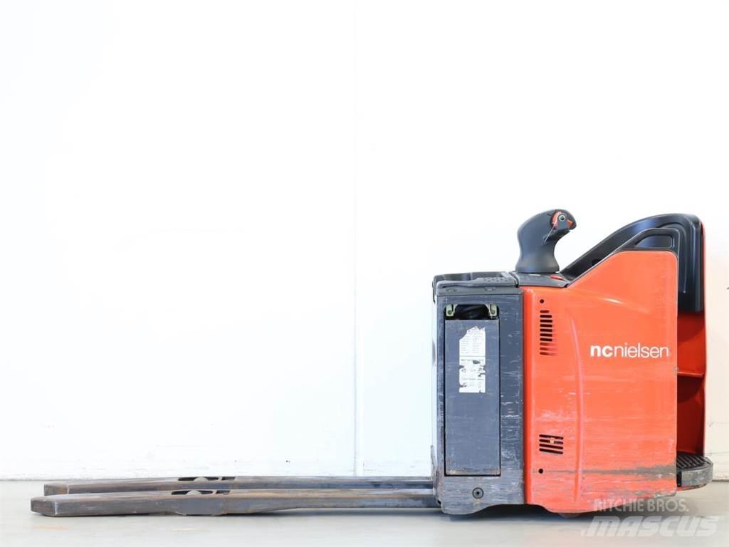 Linde T20SP/131 Rankiniai vėžimėliai