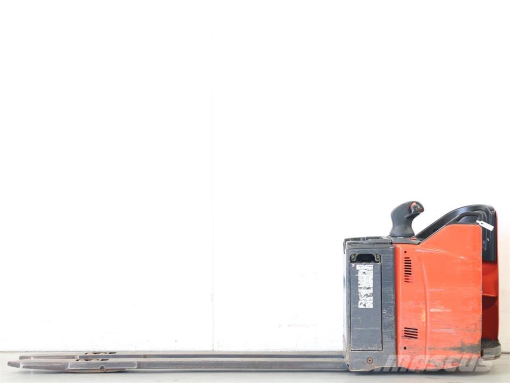 Linde T20SP/131 Rankiniai vėžimėliai