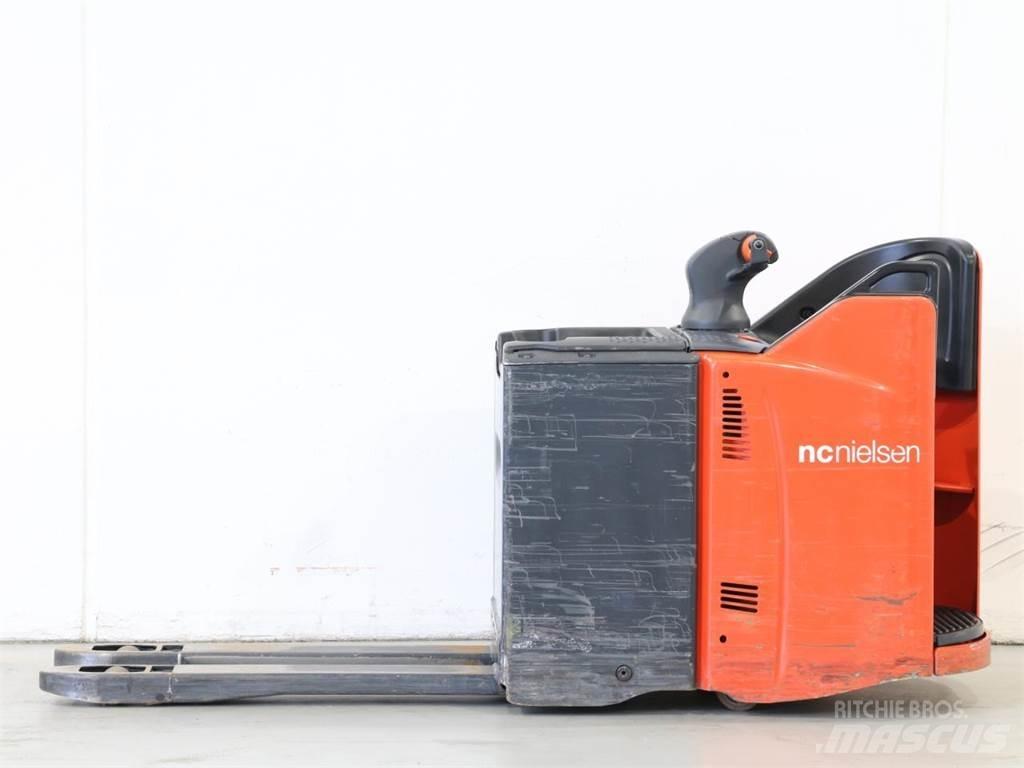 Linde T20SP/131 Rankiniai vėžimėliai