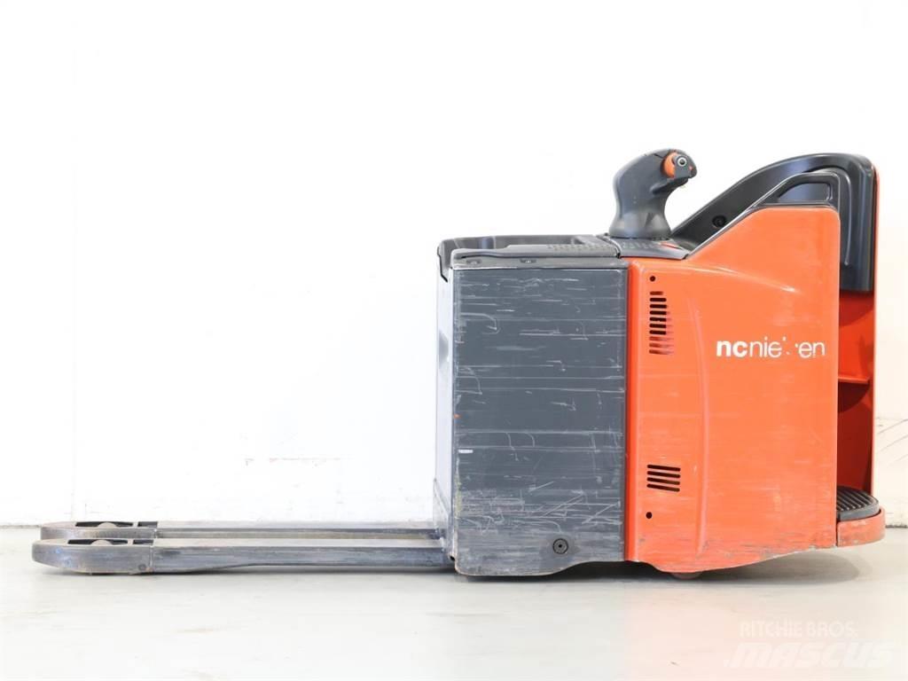 Linde T20SP/131 Rankiniai vėžimėliai
