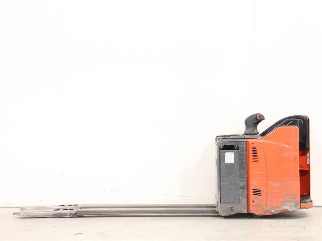 Linde T20SP/131 Rankiniai vėžimėliai