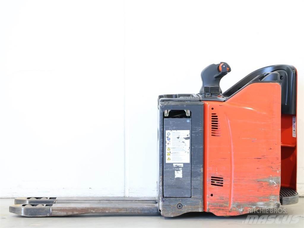 Linde T20SP/131 Rankiniai vėžimėliai