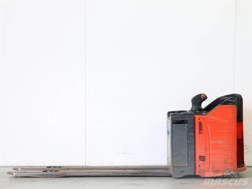 Linde T24SP/131 Rankiniai vėžimėliai