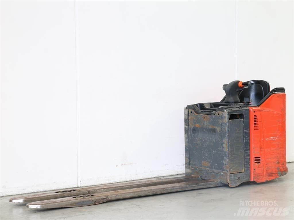 Linde T24SP/131 Rankiniai vėžimėliai