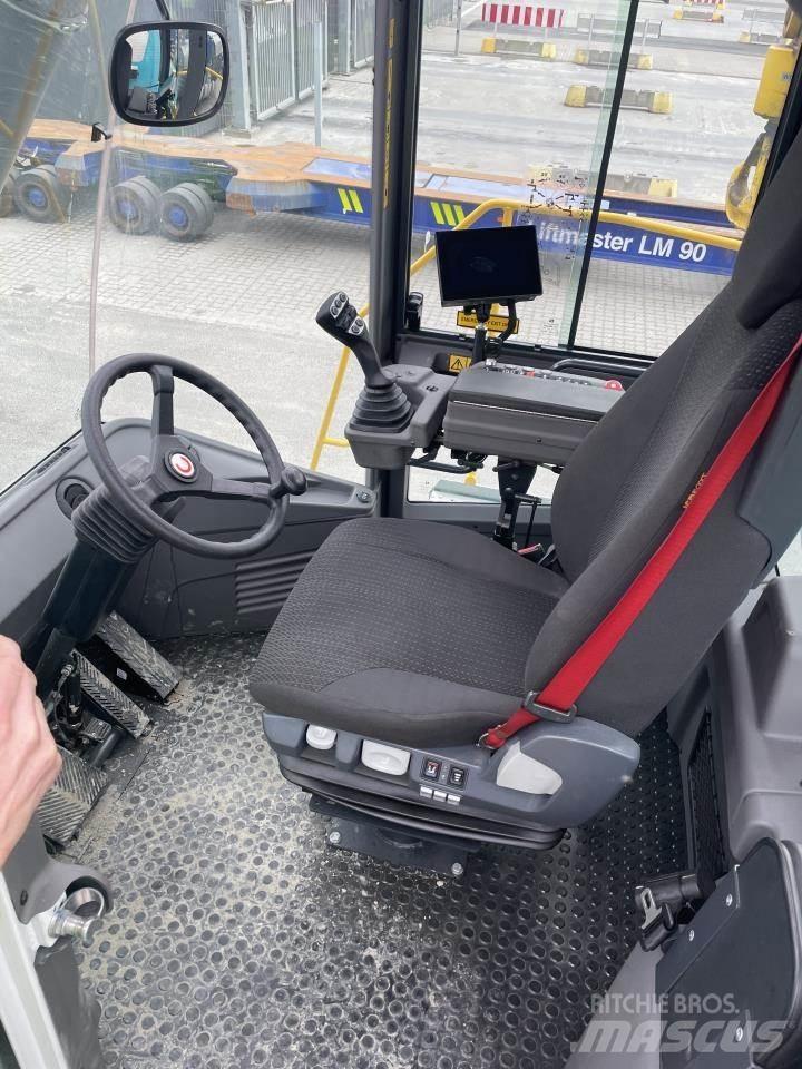 SMV 4531 TC5 Šakiniai krautuvai su prailgintu keltuvu