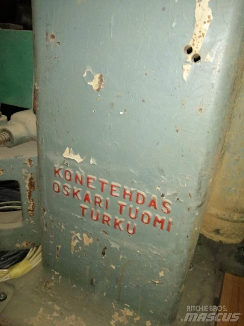  Alajyrsin Kiti naudoti statybos komponentai