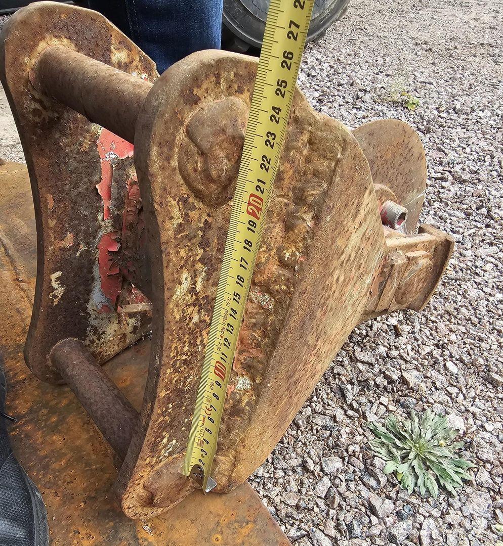  Asfalttileikkuri Kiti naudoti statybos komponentai