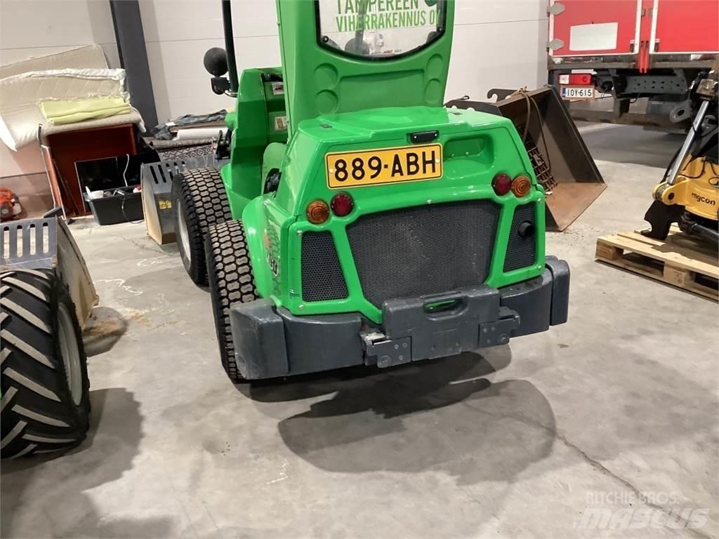 Avant 760. I Mini krautuvai