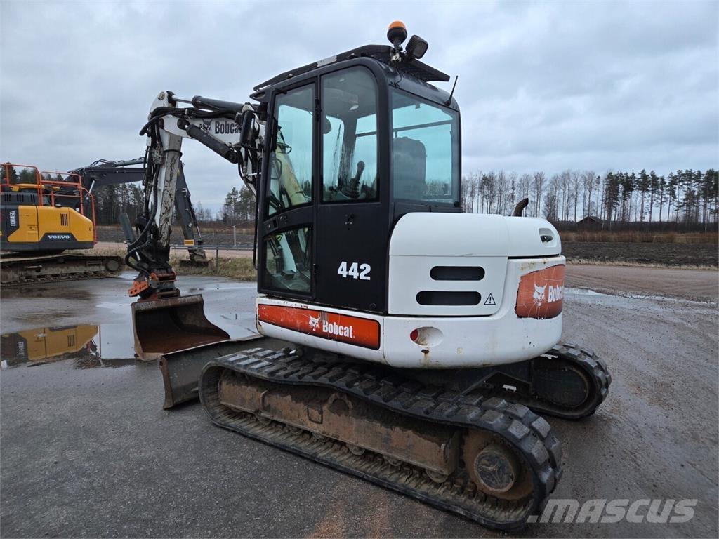 Bobcat 442 Vidutinės galios ekskavatoriai 7-12 t