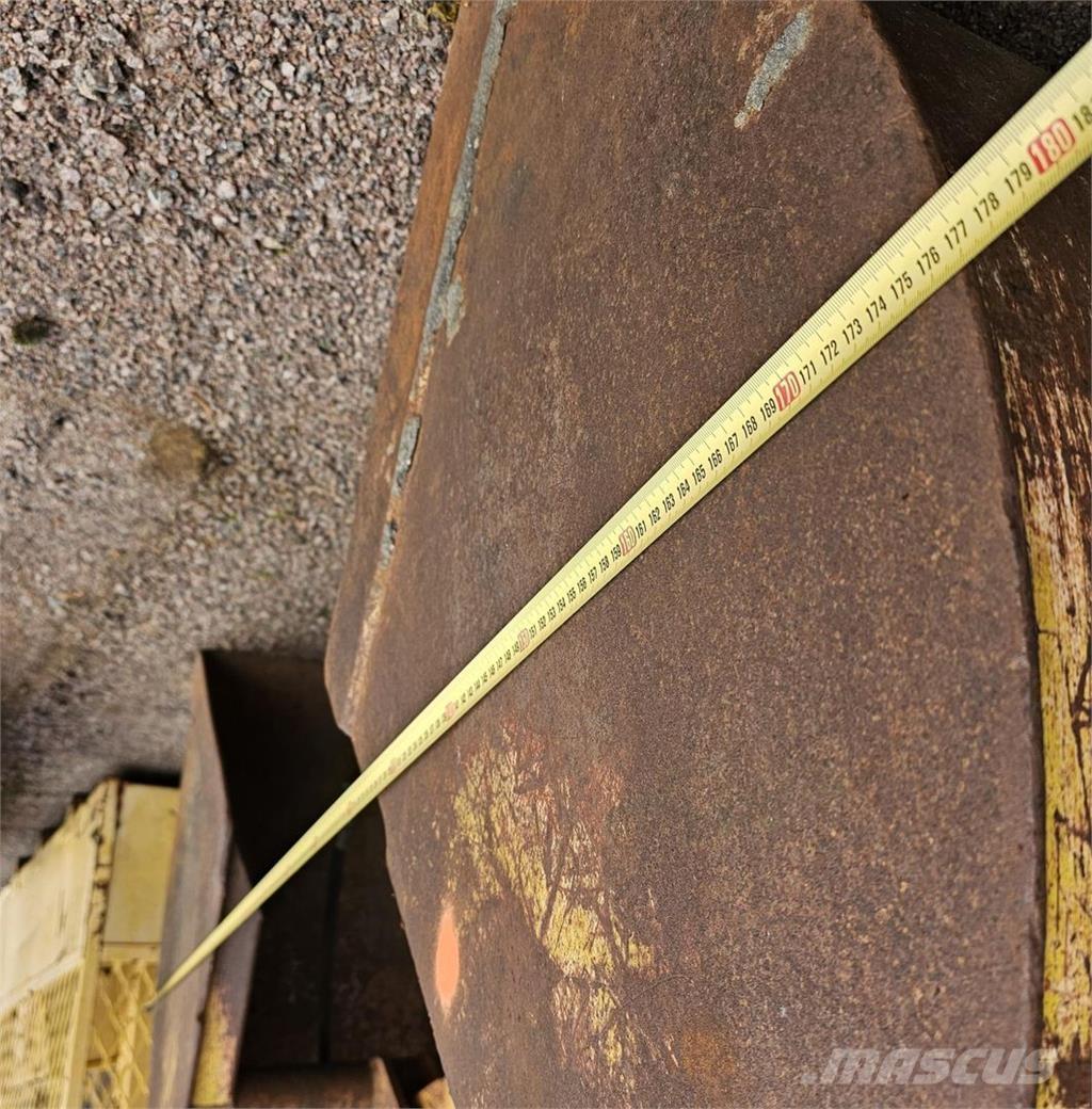 BSV Kahmari Kiti krovimo ir kasimo mechanizmai ir jų priedai