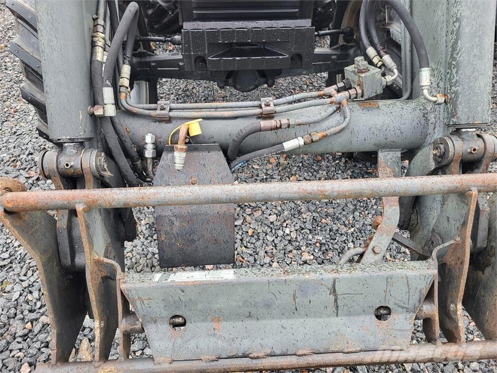 Case IH 4240 XL Traktoriai