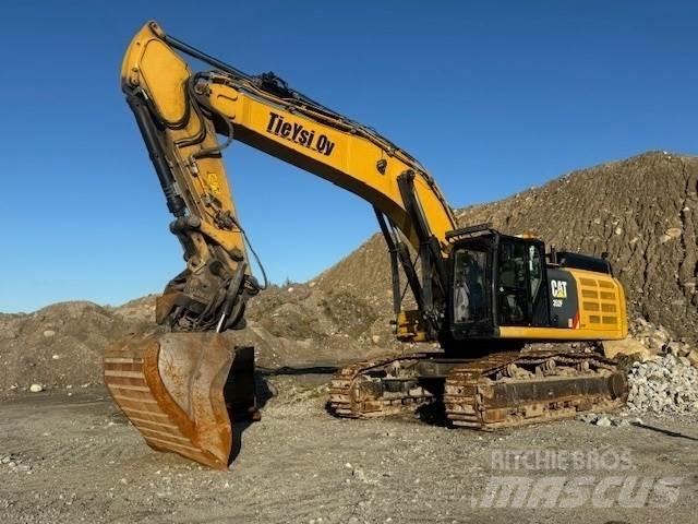 CAT 352F Vikšriniai ekskavatoriai