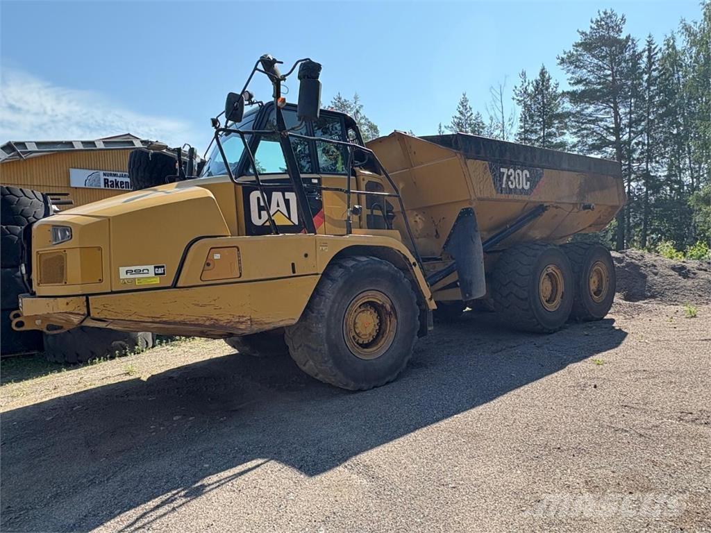 CAT 730 C Karjeriniai savivarčiai
