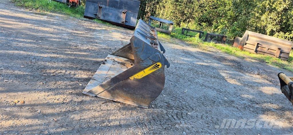 CAT 906M Naudoti ratiniai krautuvai