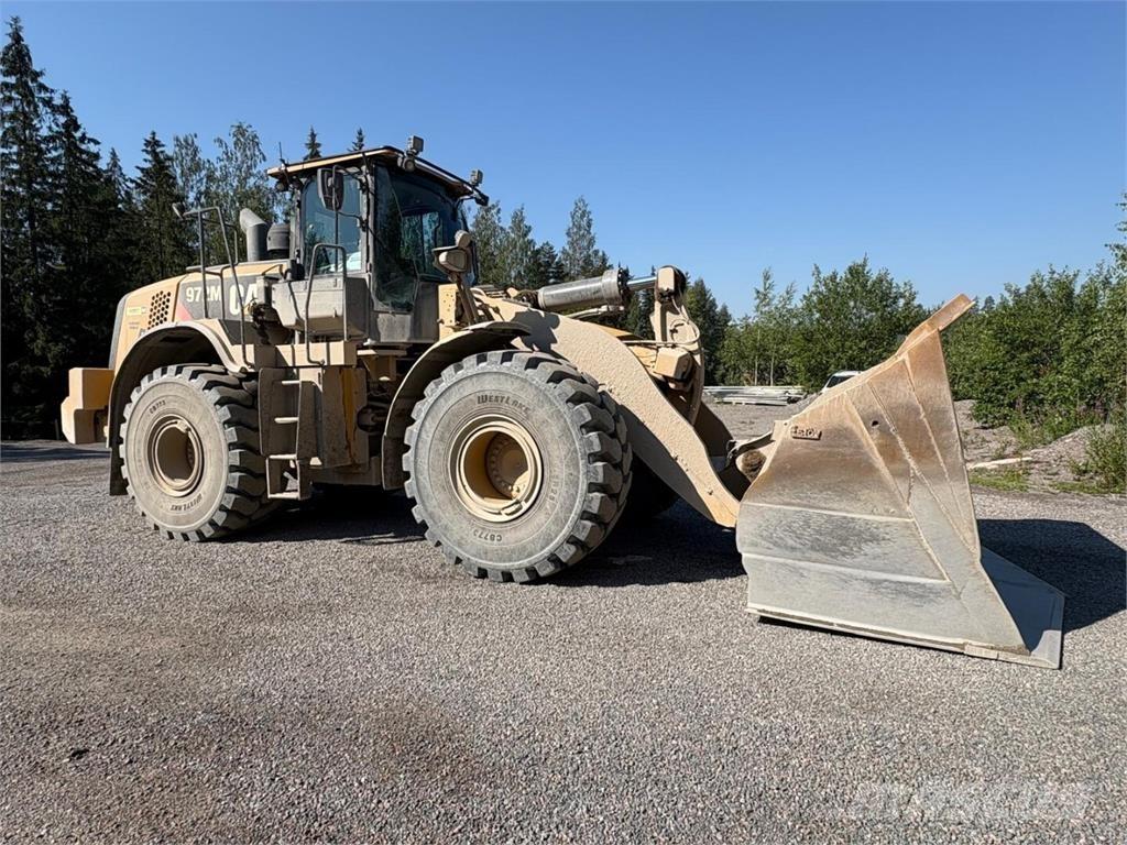 CAT 972 M Naudoti ratiniai krautuvai